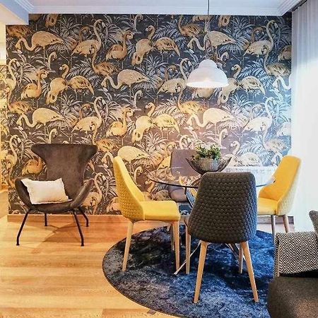 Apartamento Mariscal Pontevedra Bagian luar foto