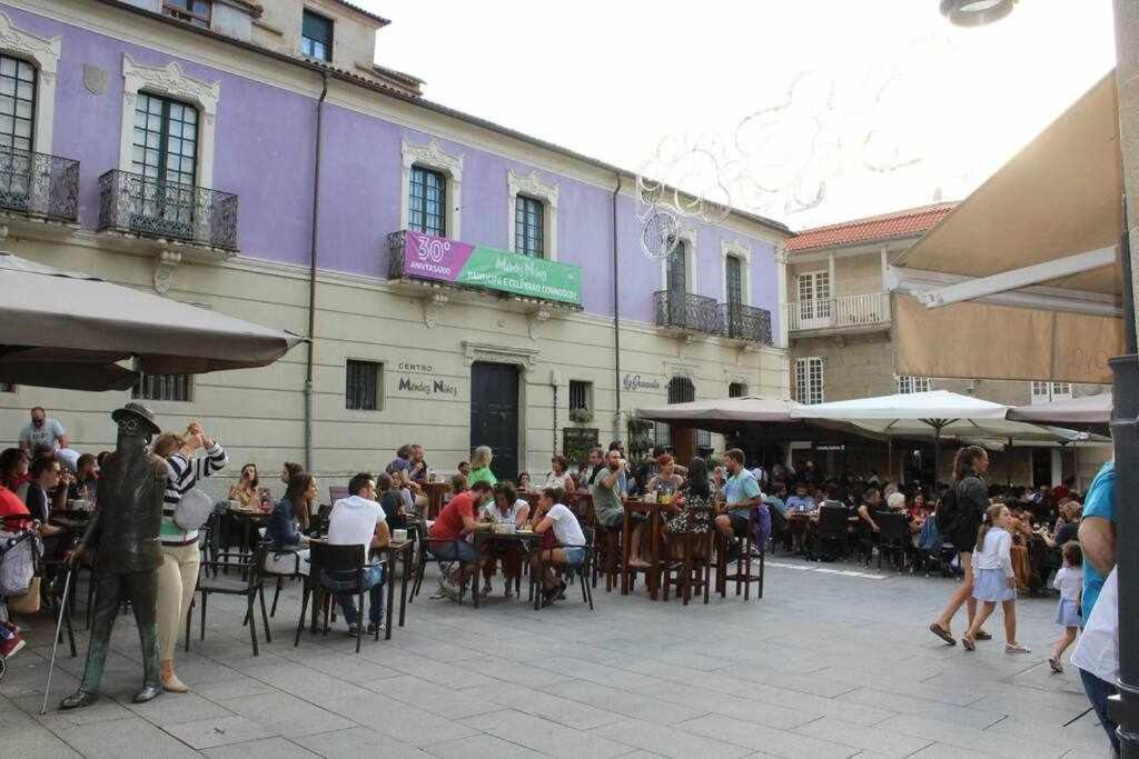 Apartamento Mariscal Pontevedra Bagian luar foto